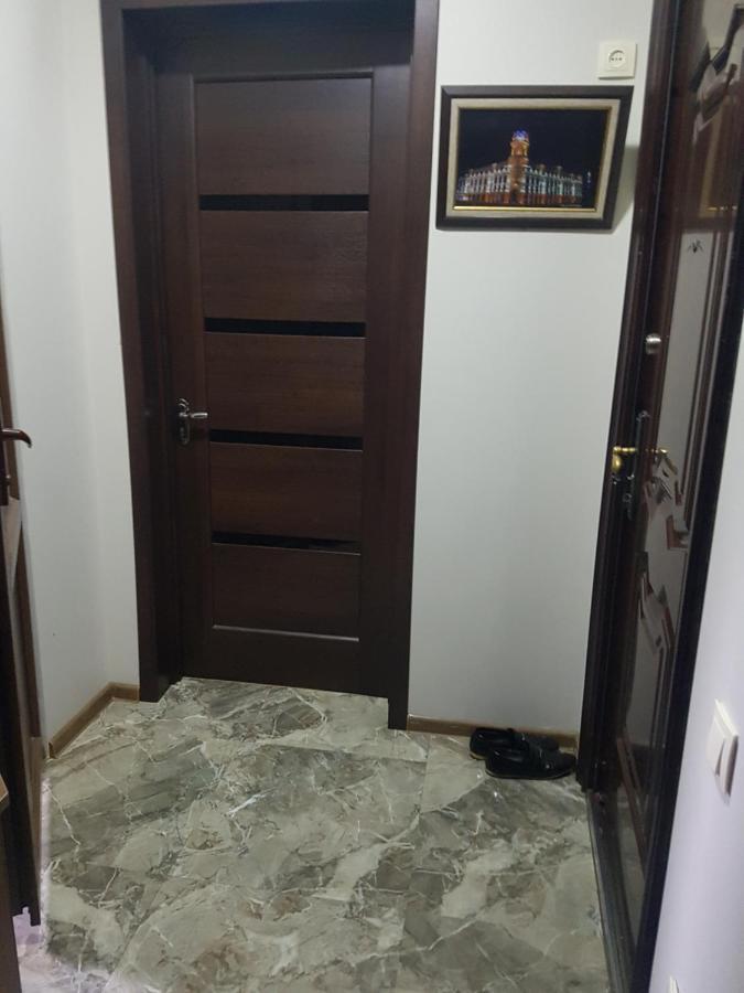Guest House 2 Floor บาทูมิ ภายนอก รูปภาพ