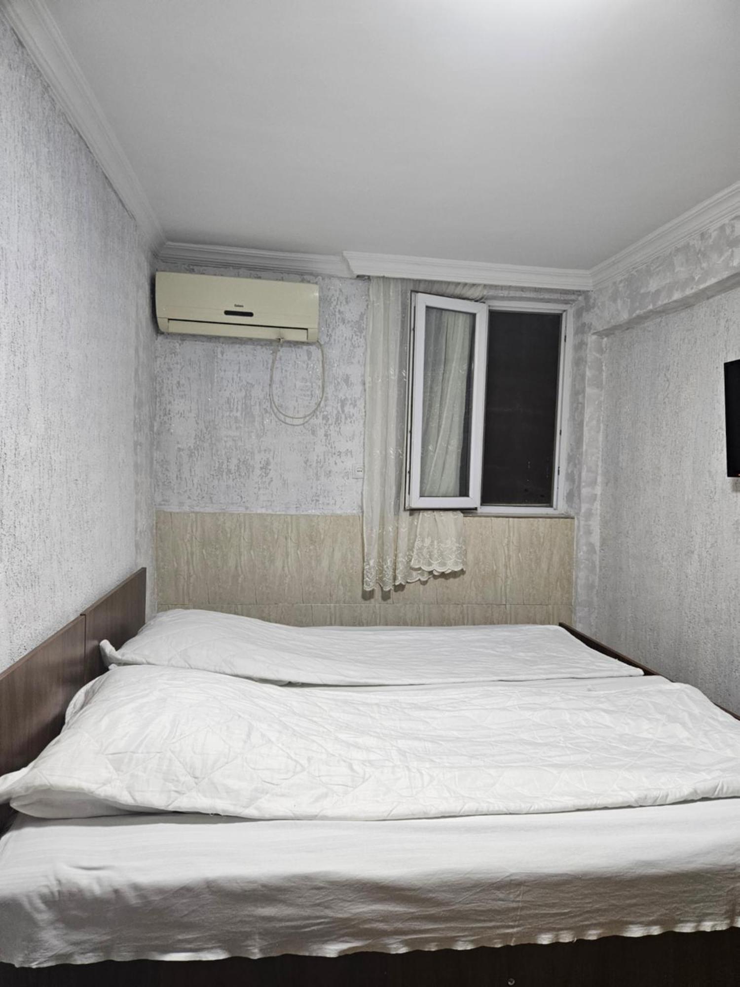 Guest House 2 Floor บาทูมิ ภายนอก รูปภาพ